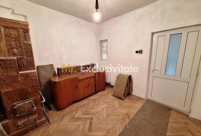 Casă cu 3 camere cu Teren 183 Mp în Central