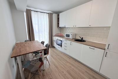 Apartament cu 2 camere semidecomandat, mobilat în Dâmbul Rotund