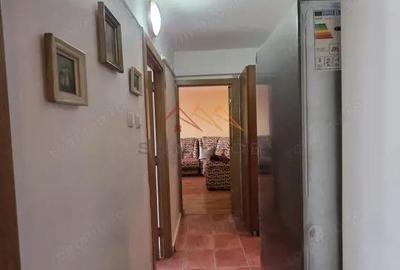 Apartament 2 camere, decomandat, ultracentral, mobilat si utilat - 2