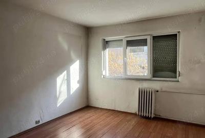 Apartament cu 3 camere semidecomandat în Calea Aradului - 3