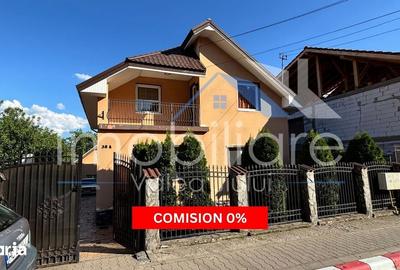 Casă cu 4 camere cu Teren 370 Mp în Central - 2