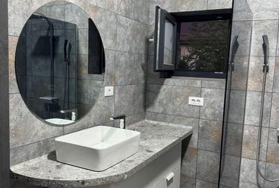 Casă cu 4 camere în Domnești