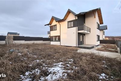 Casă cu 3 camere cu Teren 470 Mp în Rediu - 9