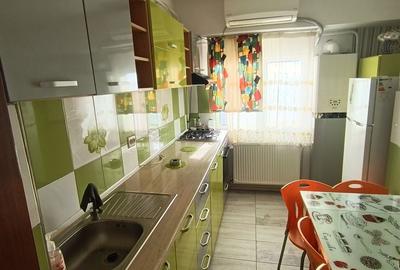 Apartament cu 4 camere decomandat în Central - 4
