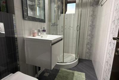 Apartament cu 4 camere în Central - 2