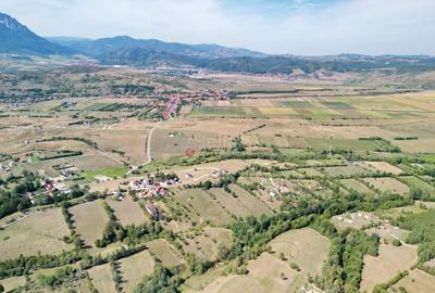 Teren intravilan, priveliste deosebita - 16