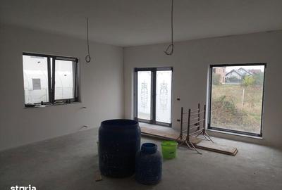 Casă cu 3 camere cu Teren 147 Mp în Central - 4