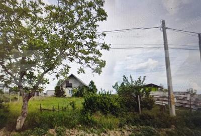 Casă cu Teren 700 Mp în Exterior Nord