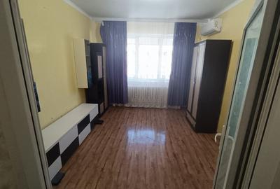 Garsonieră în Podu Roș