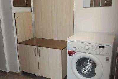 Garsonieră decomandată în Nicolina - 7