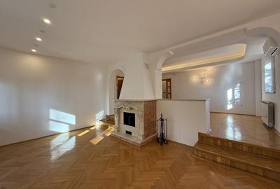 Vila spațioasă în Sisesti | 600 mp | 9 locuri de parcare | Teren 1500 mp - 2