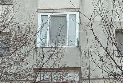 Apartament cu 2 camere semidecomandat în Micro 15 - 7