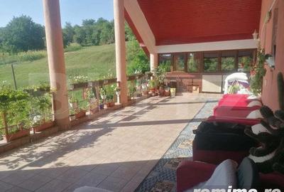 Casa cu arhitectura deosebita, iaz, panouri solare, 370mp, zona Adancata - 3