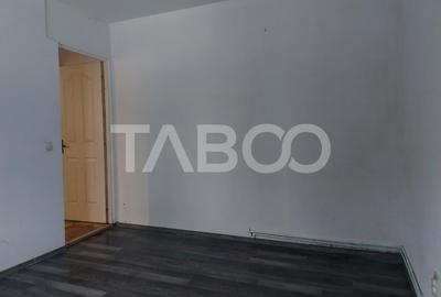 Apartament 2 camere decomandate 35 mp parter Cisnadie - 5