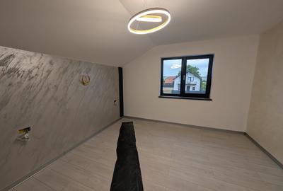 Casă individuală cu 4 camere cu Canalizare în Șerbănești - 4