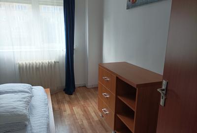 Apartament cu 2 camere decomandat, mobilat în Centrul Civic - 3