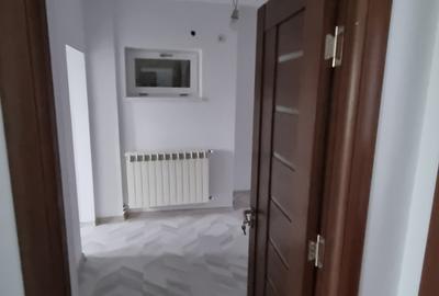 Apartament cu 4 camere semidecomandat în Cantemir - 3
