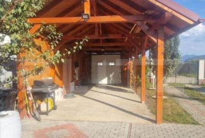 Casă cu 3 camere cu Teren 500 Mp în Stupini