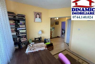 Casă cu 5 camere cu Teren 6338 Mp în Central - 16