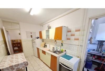 Apartament 2 camere | Etaj 3/4 | Zona Racadau - 11