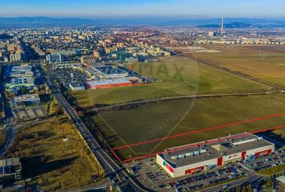 Teren de 5800 mp, în Calea București - 7