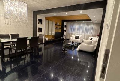 Casă cu 4 camere cu Teren 200 Mp în Central - 2