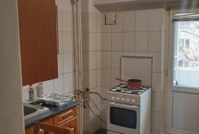 13 Septembrie Panduri-bloc mixt 1992-metrou Academia Militara - 13