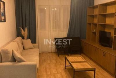 Apartament cu 3 camere decomandat în Centru Civic