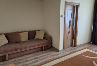 Garsonieră decomandată în Central - 7