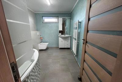 Casă cu 4 camere cu Teren 4472 Mp în Central - 3