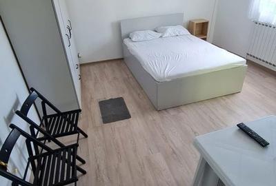 Garsonieră decomandată, mobilată în Apărătorii Patriei - 2