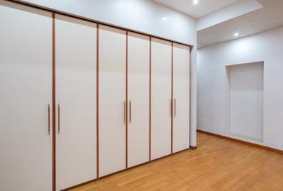 Apartament cu 4 camere decomandat în Dorobanți - 3