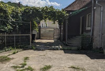 Vand casa la ?ara - 1