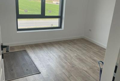 Apartament cu 3 camere decomandat în Tunari - 14