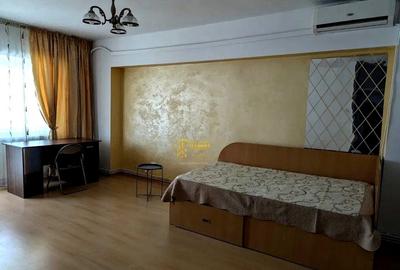 Apartament cu 3 camere decomandat în Nicolina - 3