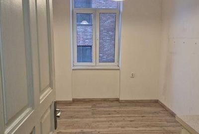 Apartament cu 4 camere în Universitate - 4