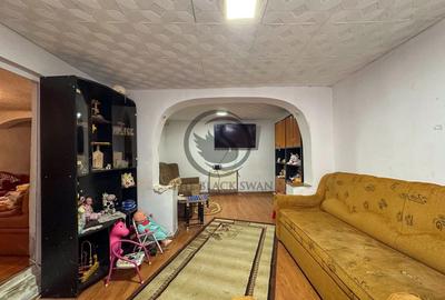 Casă cu 5 camere cu Teren 984 Mp în Blejoi - 8