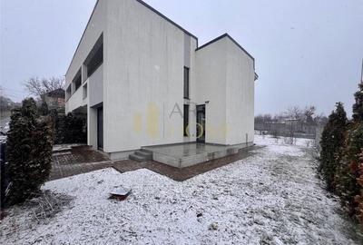 Casă cu 4 camere cu Teren 416 Mp în Păulești - 18