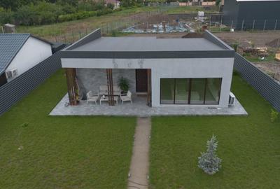 Casă cu 3 camere cu Canalizare în Vărsătura - 3