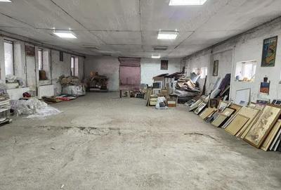 Spațiu comercial, de 2,084 mp, în Central - 3