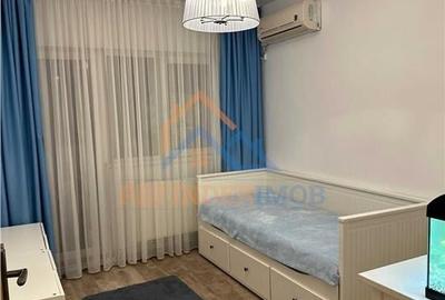 Vanzare apartament 3 camere,  bloc 1982, centrala proprie, zona Militari -  Gorj - 3