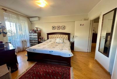 Apartament cu 5 camere decomandat în P-ța Unirii - 13