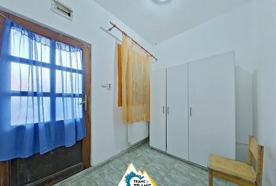 Casă cu 6 camere cu Teren 700 Mp în Vladimirescu