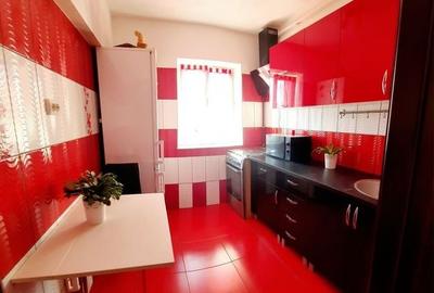 De închiriat apartament 2 camere Bulevardul Basarabia, Sector 3 - 4