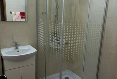 Garsonieră decomandată în Central - 2