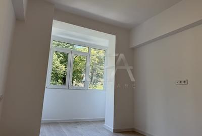 Apartament cu 3 camere decomandat în Drumul Taberei - 21