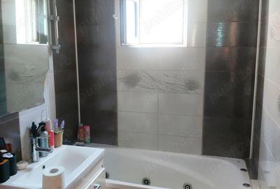 Apartament cu 4 camere decomandat în Bucovina - 7