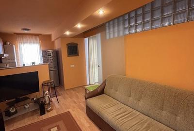 Apartament 2 camere, mobilat si utilat, cu centrala proprie - 1