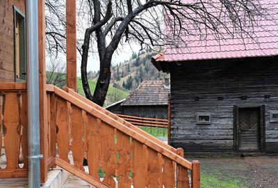 Casă cu 3 camere în Lunca de Sus - 2