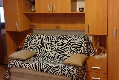 Garsonieră decomandată în Central - 2